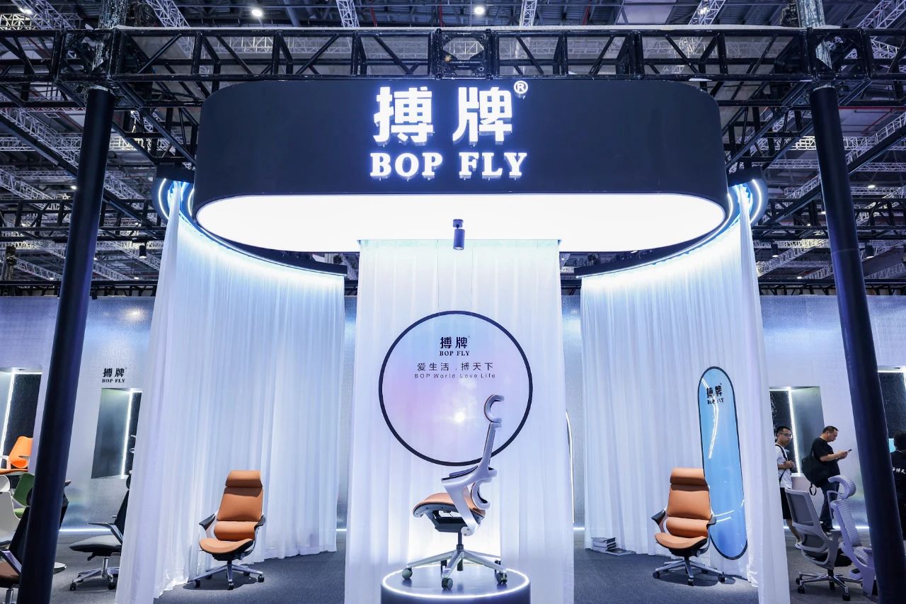 官方消息-2025上海办公生活主题馆——自然绿境·地球空间·声学界面